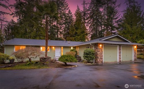 15727 Cascadian Way, Bothell, WA, 98012-5929 | Card Image