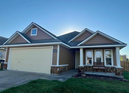 1707 Weaver St, Brenham, TX, 77833-1448 | Card Image