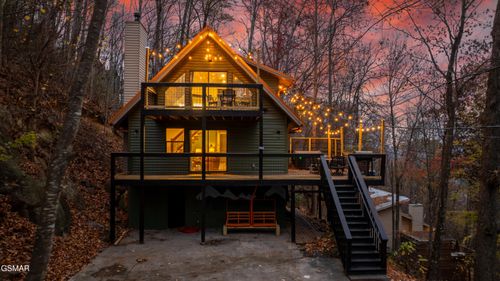 1910 Saint Moritz Dr, Gatlinburg, TN, 37738-3829 | Card Image