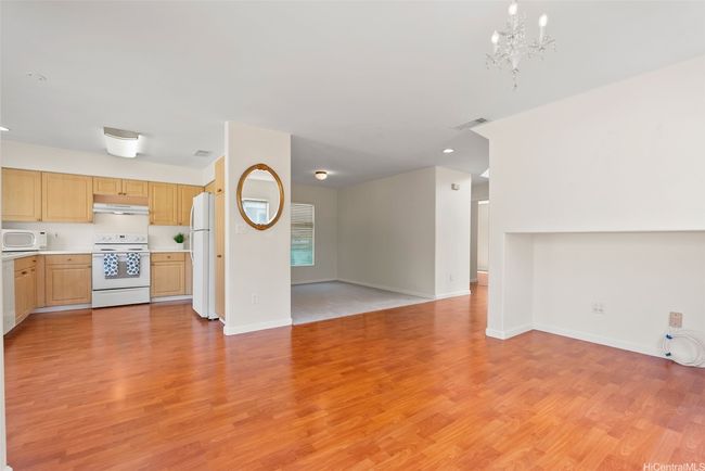 Kitchen and dining 1 + 2 area | Image 11
