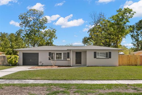 5546 5th St S, St Petersburg, FL, 33705-5202 | Card Image