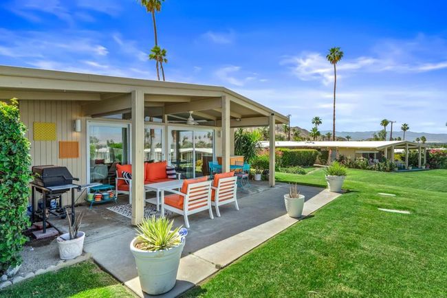 Poolside Patio | Image 25
