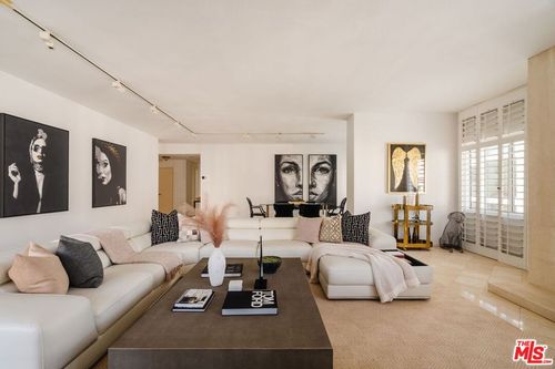 401-121 S Palm Dr, Beverly Hills, CA, 90212-3537 | Card Image