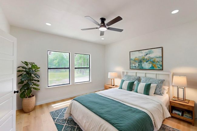 911 E Calhoun St, House other with 3 bedrooms, 2 bathrooms and null parking in Rice TX | Image 5