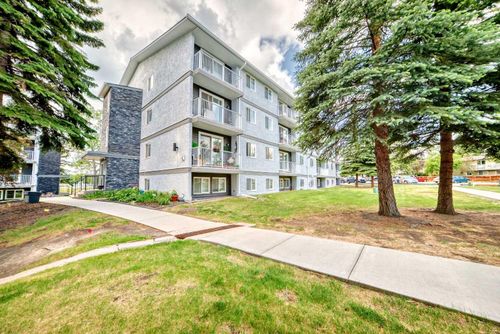 404c-5601 Dalton Dr Nw, Calgary, AB, T3A2E2 | Card Image
