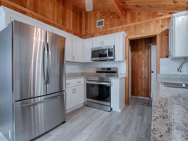 1314 County Road 463, House other with 3 bedrooms, 3 bathrooms and null parking in LAKE PANASOFFKEE FL | Image 24