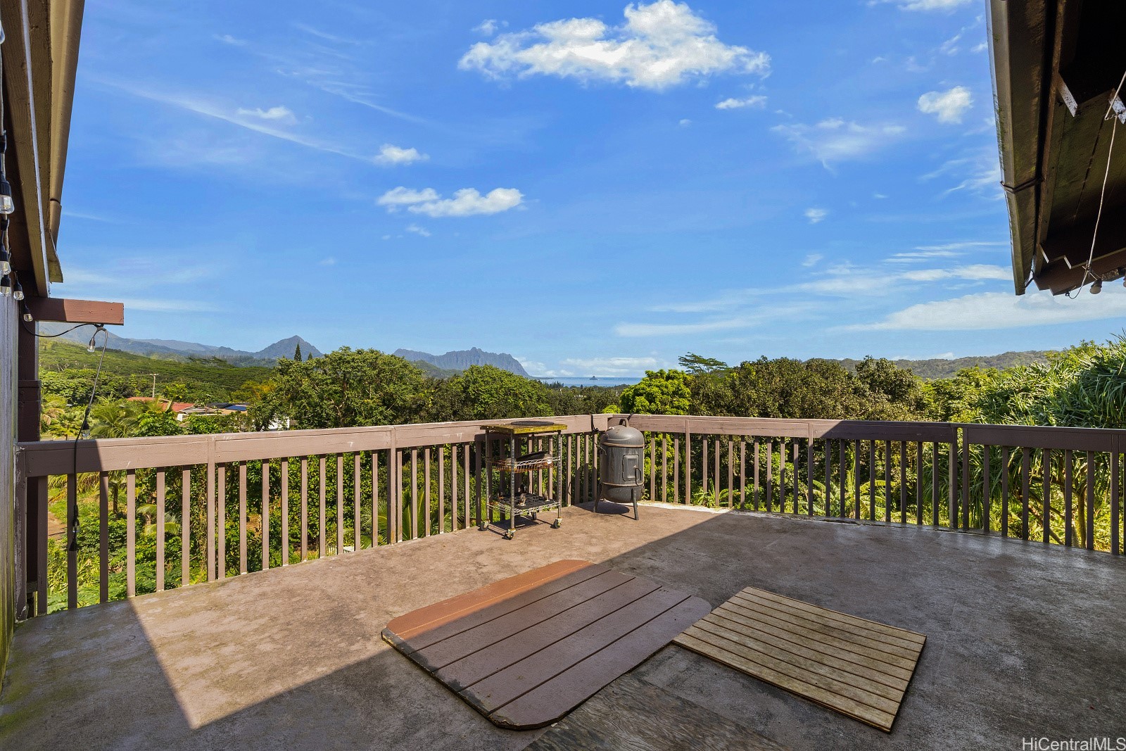 Residential in Kaneohe 3