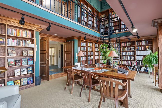Library | Image 12