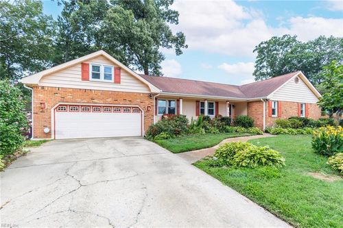 205 Fillmore Pl, Chesapeake, VA, 23325-4719 | Card Image