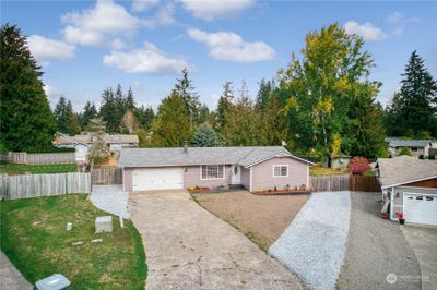 19208 78th Street E, House other with 3 bedrooms, 2 bathrooms and 2 parking in Bonney Lake WA | Image 2