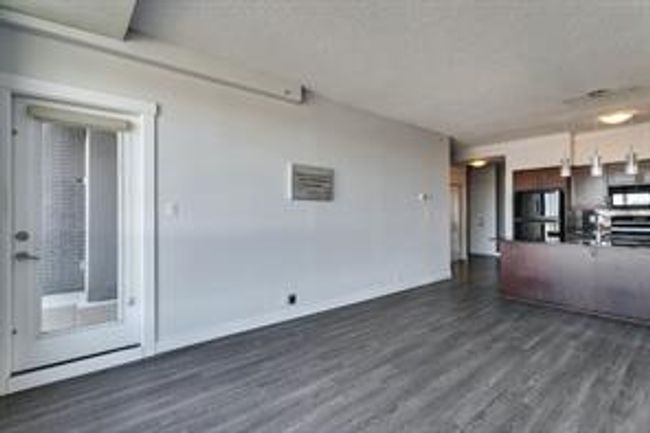 1201 - 8710 Horton Rd Sw, Condo with 1 bedrooms, 1 bathrooms and 1 parking in Calgary AB | Image 9