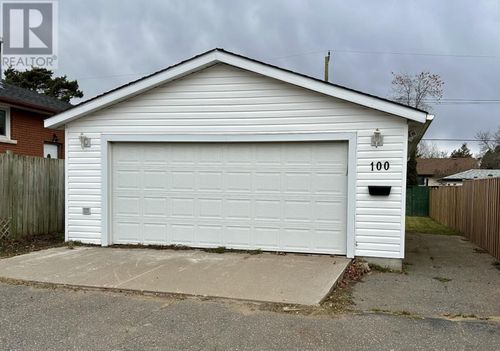 100 Bruce St, Thunder Bay, ON, P7A5W6 | Card Image