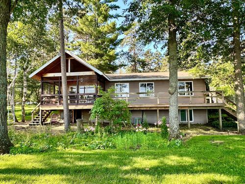 15740 River Lake Dr, Menahga, MN, 56464-2701 | Card Image
