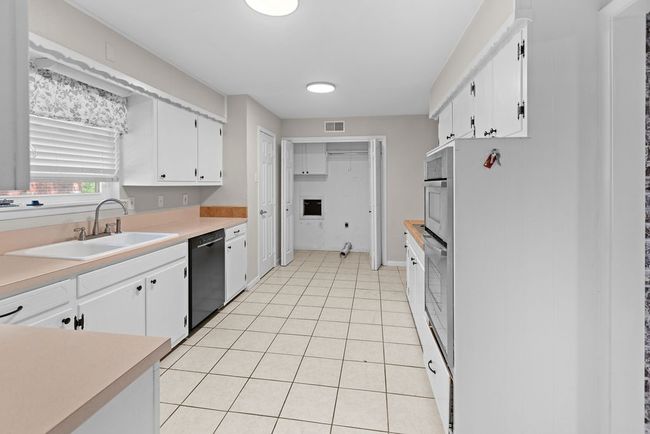 1203 Blanton Pl, House other with 3 bedrooms, 2 bathrooms and null parking in Sherman TX | Image 10