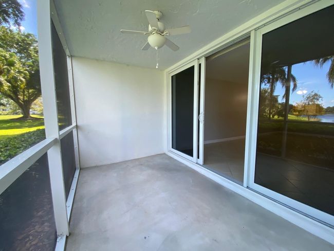 APT-104 - 3051 N Course Dr, Condo with 2 bedrooms, 2 bathrooms and null parking in Pompano Beach FL | Image 4