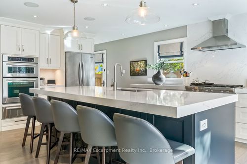 278 Carolyn Dr, Oakville, ON, L6K3M6 | Card Image