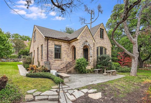 2206 Parkway, Austin, TX, 78703-3111 | Card Image