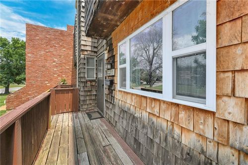 3311 Bridge Manor Dr, Kansas City, MO, 64137-2351 | Card Image