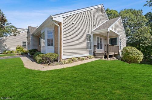 246 Crescenzi Ct, West Orange, NJ, 07052-4137 | Card Image