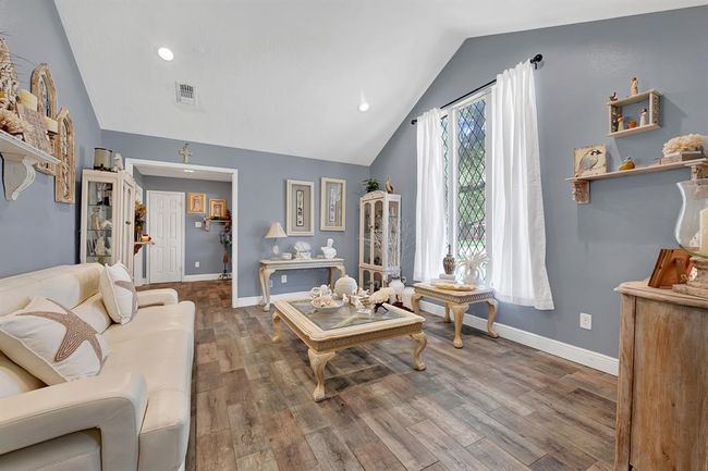 2022 Willow Wisp Dr, House other with 3 bedrooms, 2 bathrooms and 4 parking in Seabrook TX | Image 6