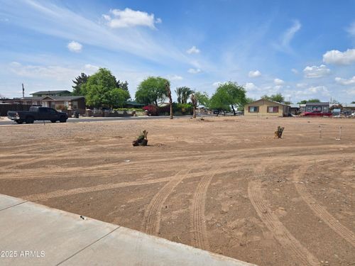 50-5649 S 42nd Ave, Phoenix, AZ, 85041-4109 | Card Image