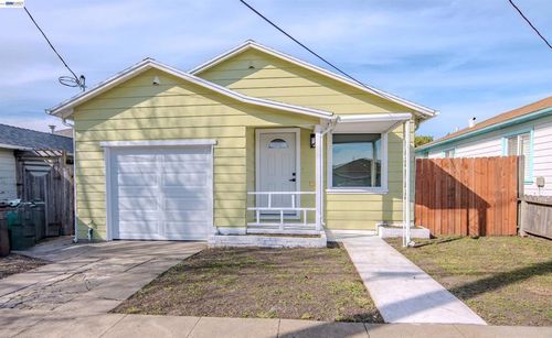 2515 Lowell Ave, Richmond, CA, 94804-1037 | Card Image