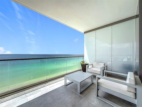 12a-2000 S Ocean Dr, HALLANDALE BEACH, FL, 33009-6889 | Card Image