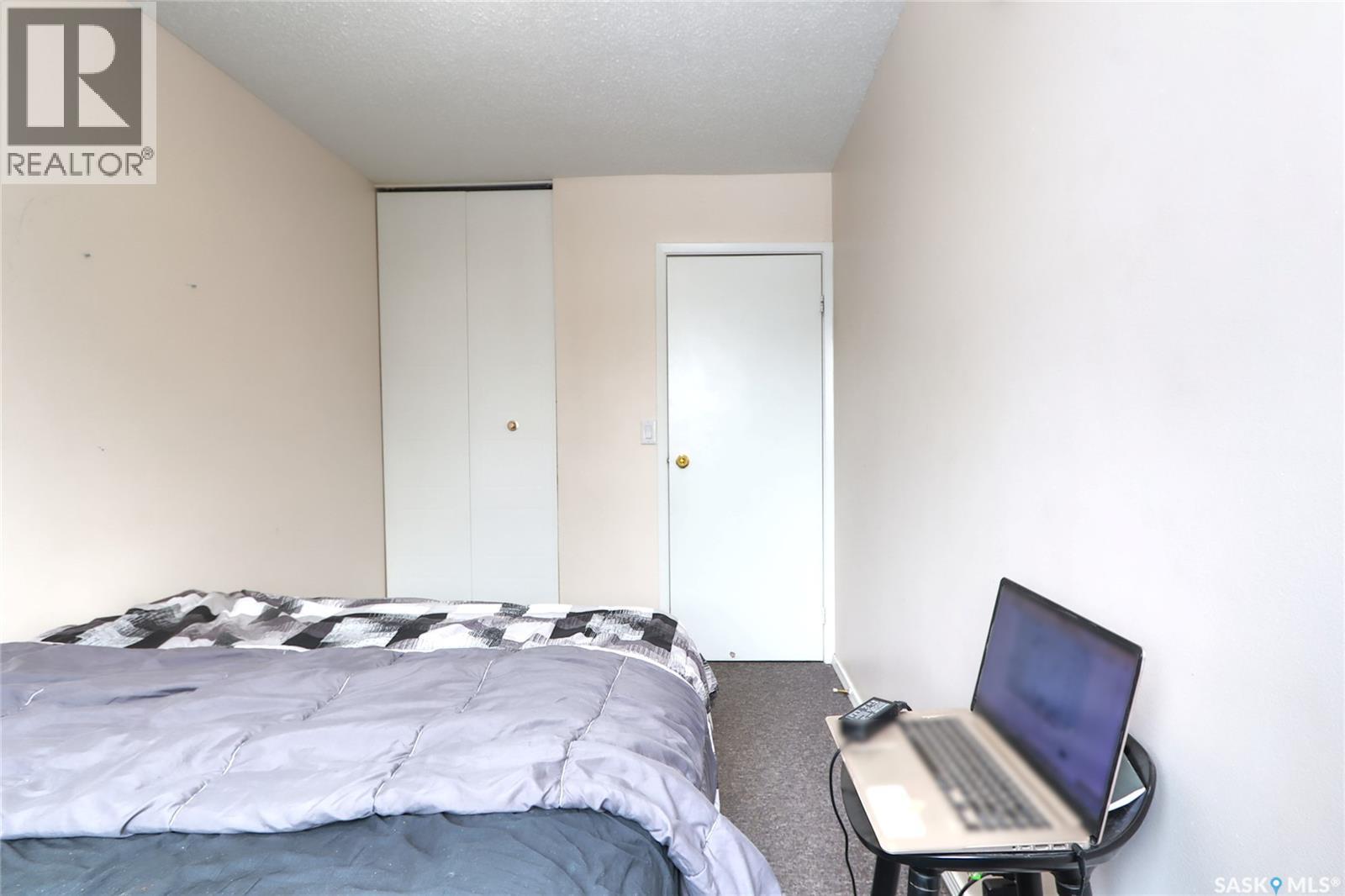 Residential in Regina 4
