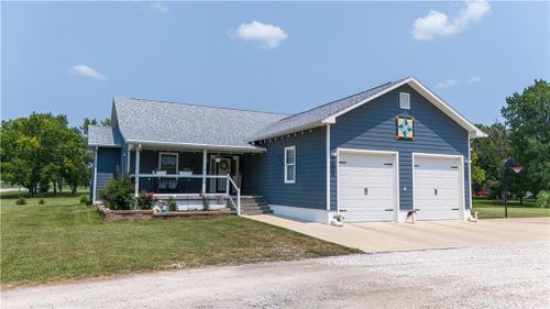 502 N 4th Street, Osage City, KS, 66523 | Card Image