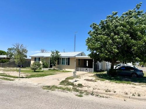 1007 N Park St, Fort Stockton, TX, 79735-3511 | Card Image