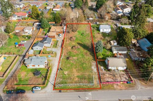 9806 30th Ave Sw, Seattle, WA, 98126-4111 | Card Image