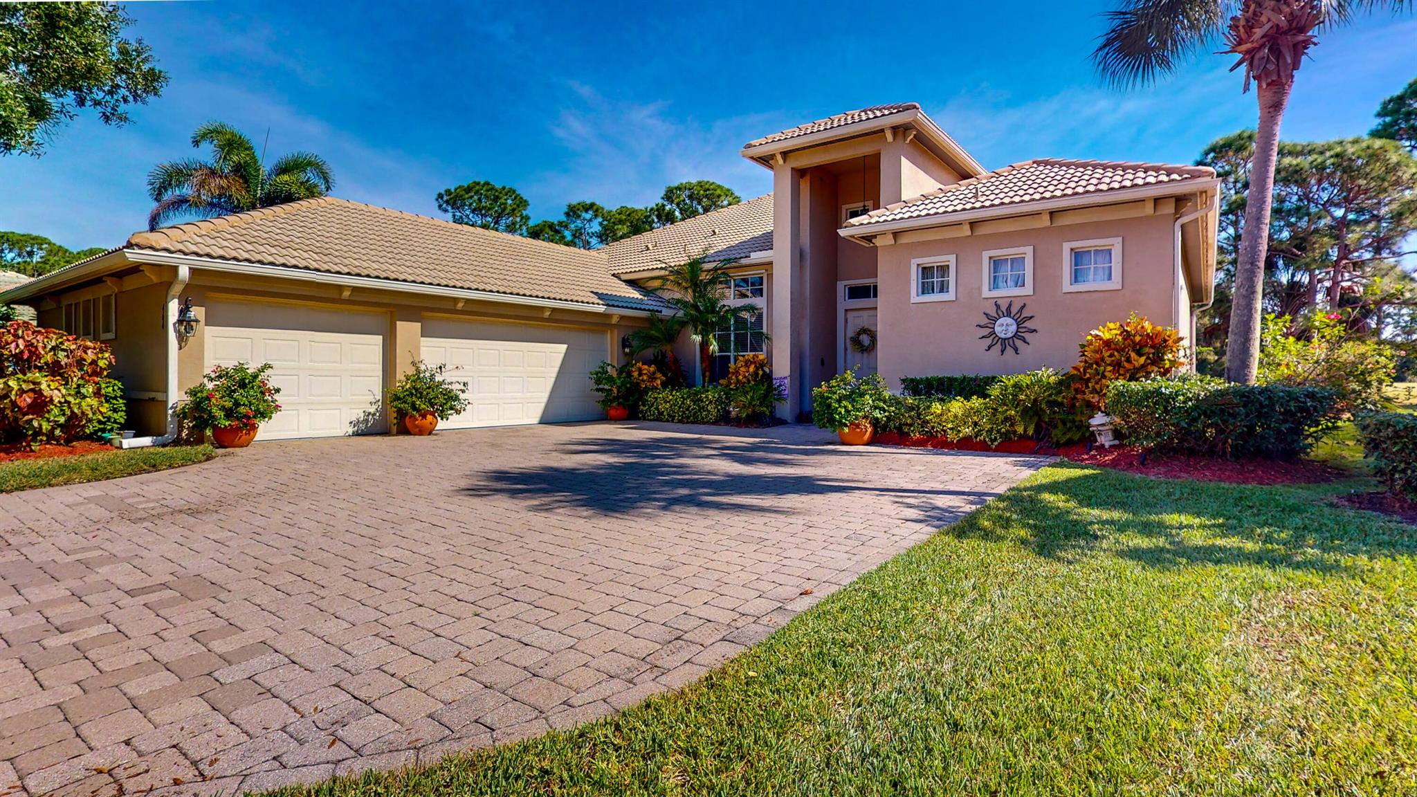 Dover Ct, Port Saint Lucie, FL 34983