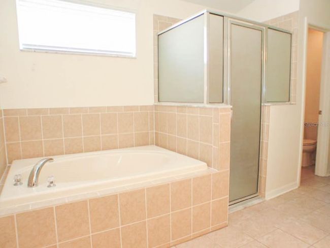 6328 Bridgecrest Dr, House other with 4 bedrooms, 2 bathrooms and null parking in LITHIA FL | Image 10