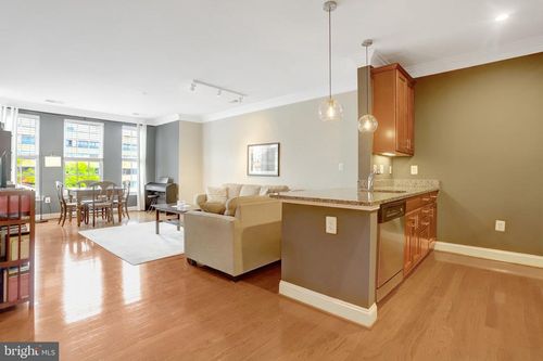 312-1023 N Royal St, ALEXANDRIA, VA, 22314-1598 | Card Image