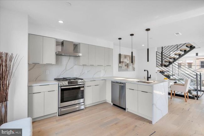 2618 E Hagert St, Townhouse with 3 bedrooms, 3 bathrooms and null parking in PHILADELPHIA PA | Image 8