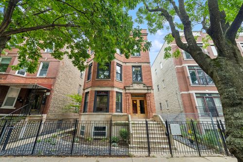 1-2653 W Walton Street, Chicago, IL, 60622 | Card Image