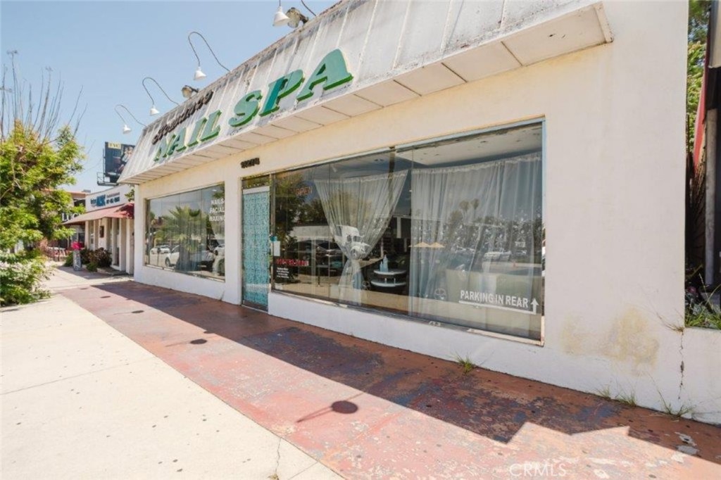 11274 Ventura Blvd, Studio City, CA 91604