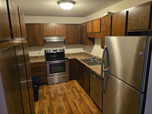 205-7600 157th St W, Apple Valley, MN, 55124-9181 | Card Image