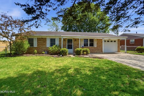 916 Daggett Dr, Napoleon, OH, 43545-1944 | Card Image