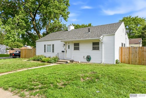2644 Avenue G, Council Bluffs, IA, 51501-2142 | Card Image