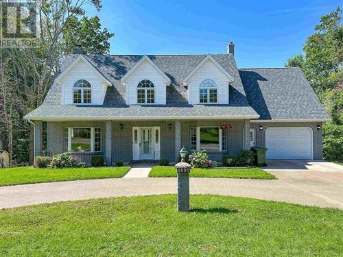193 Mount Edward Rd, Charlottetown, PE, C1A5T1 | Card Image