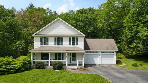 35 Fox Hollow Dr, Weare, NH, 03281-4328 | Card Image