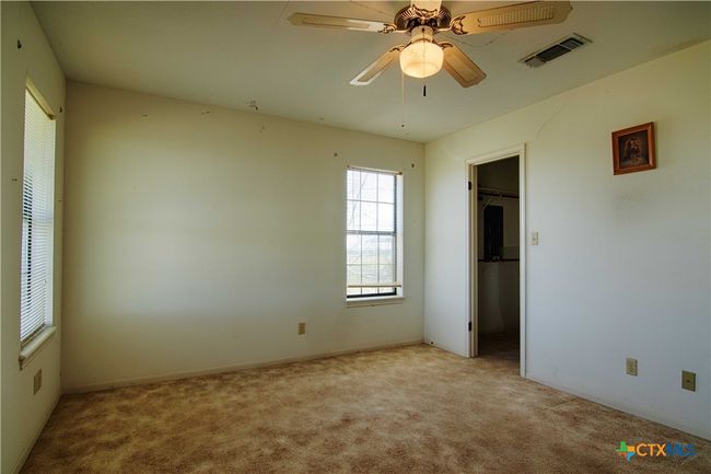 11552 Fm 1383, Home with 3 bedrooms, 2 bathrooms and null parking in Schulenburg TX | Image 14