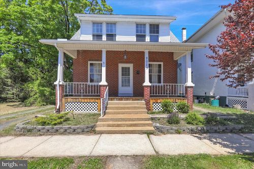 2023 Spring St, READING, PA, 19609-1748 | Card Image
