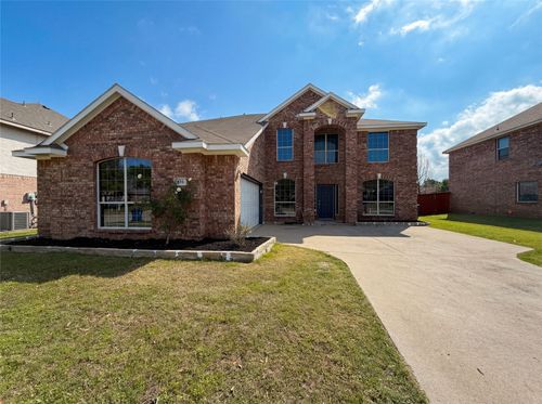 916 Matagorda Ln, DeSoto, TX, 75115-8036 | Card Image