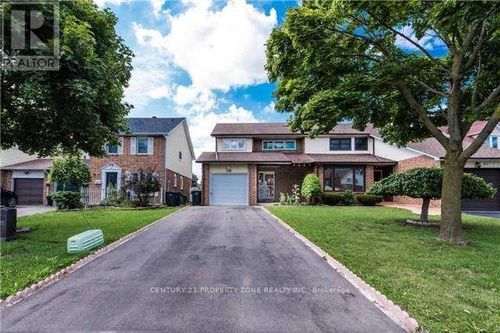 18 Omega Square, Brampton (Heart Lake East), ON, L6Z1K5 | Card Image