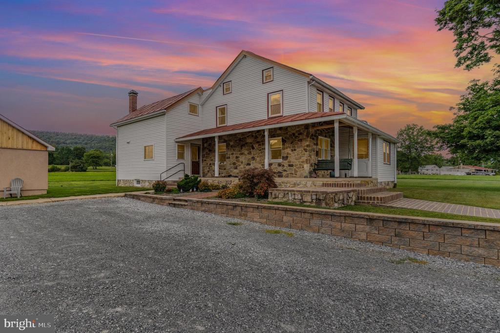 Residential in GRANTVILLE 2