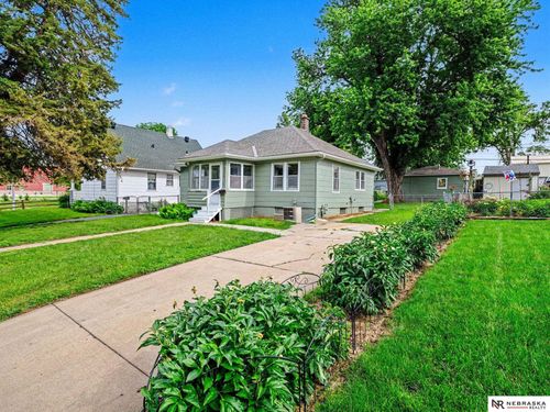 4303 Saratoga Street, Omaha, NE, 68111 | Card Image