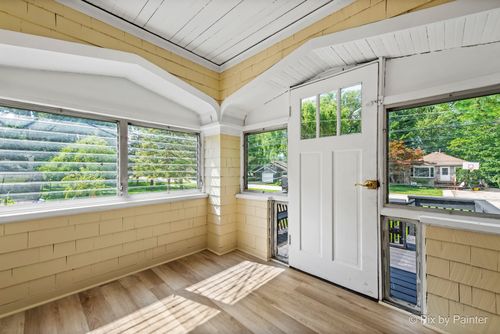 503 N River Rd, Fox River Grove, IL, 60021-1029 | Card Image