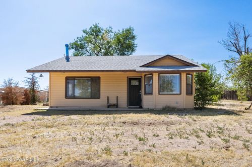 2610 N Yuma Dr, Chino Valley, AZ, 86323-4746 | Card Image